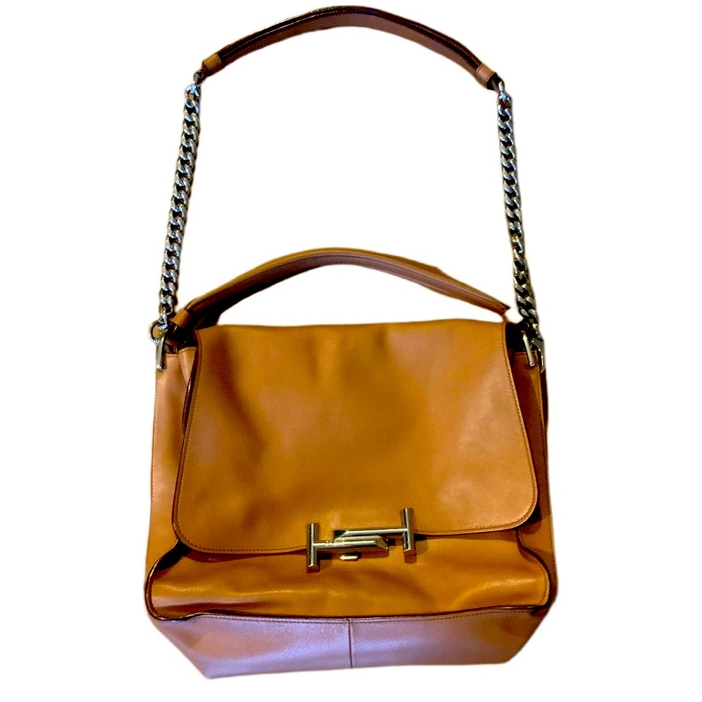Tod’s Tan Leather Shoulder Bag on silver chain strap
